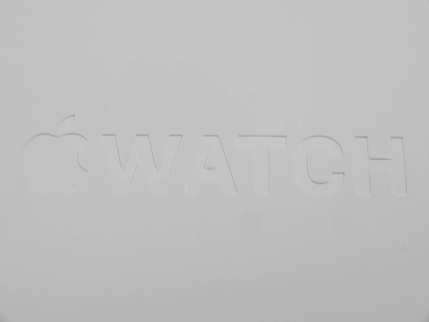 Apple Watchのパッケージにあるロゴ