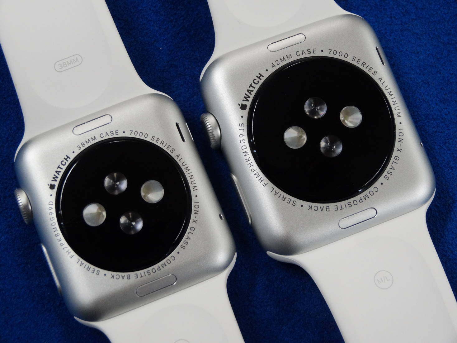 Apple Watch 2種の裏面