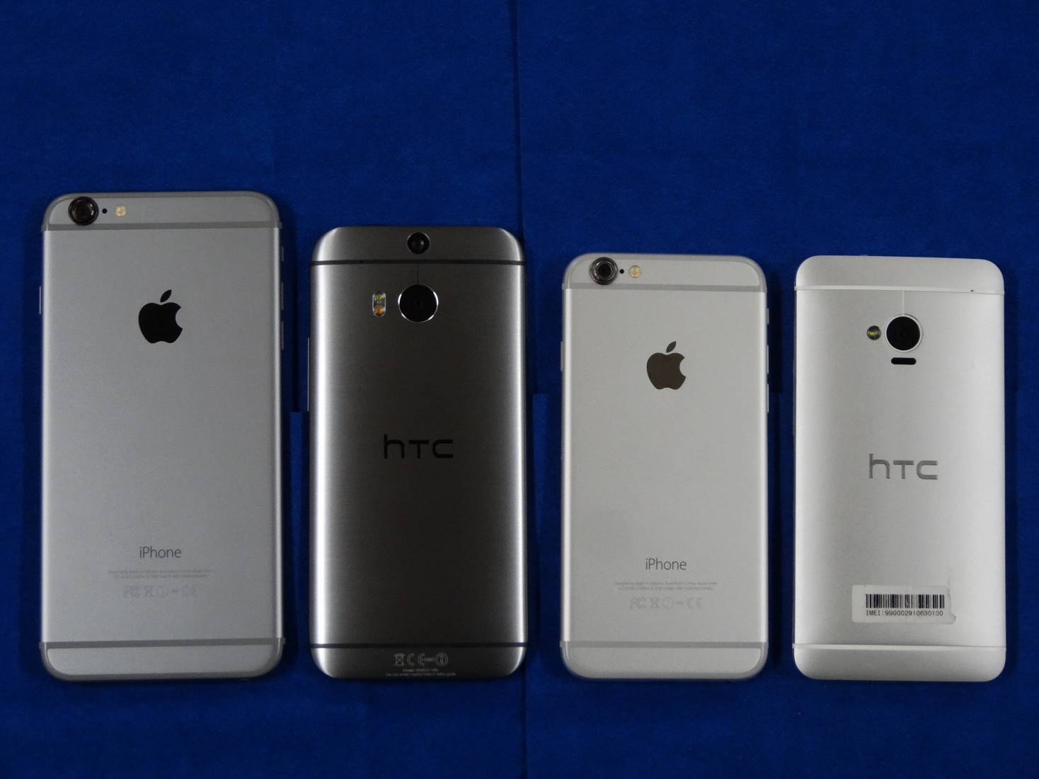 HTC One M8 と iPhone 6 の横幅比較