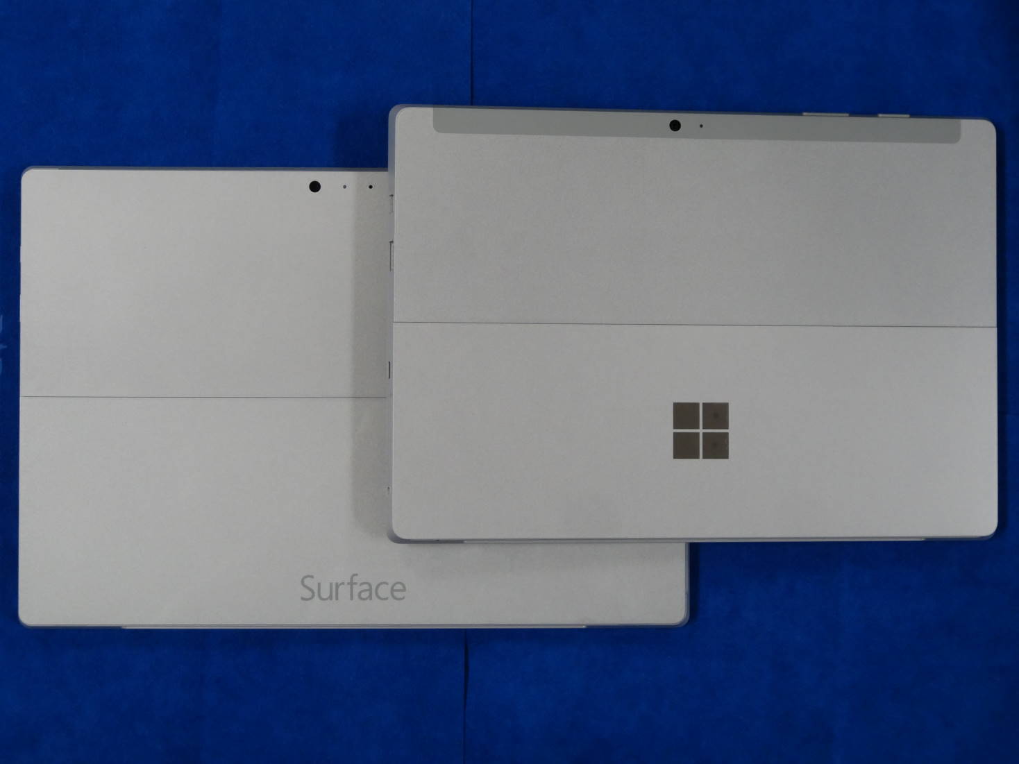 Suraface Pro 3 と Surface 3 の裏面