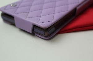 Noreve Perpetual Couture Selection レザーケース for Xperia Z SO-02E 表面