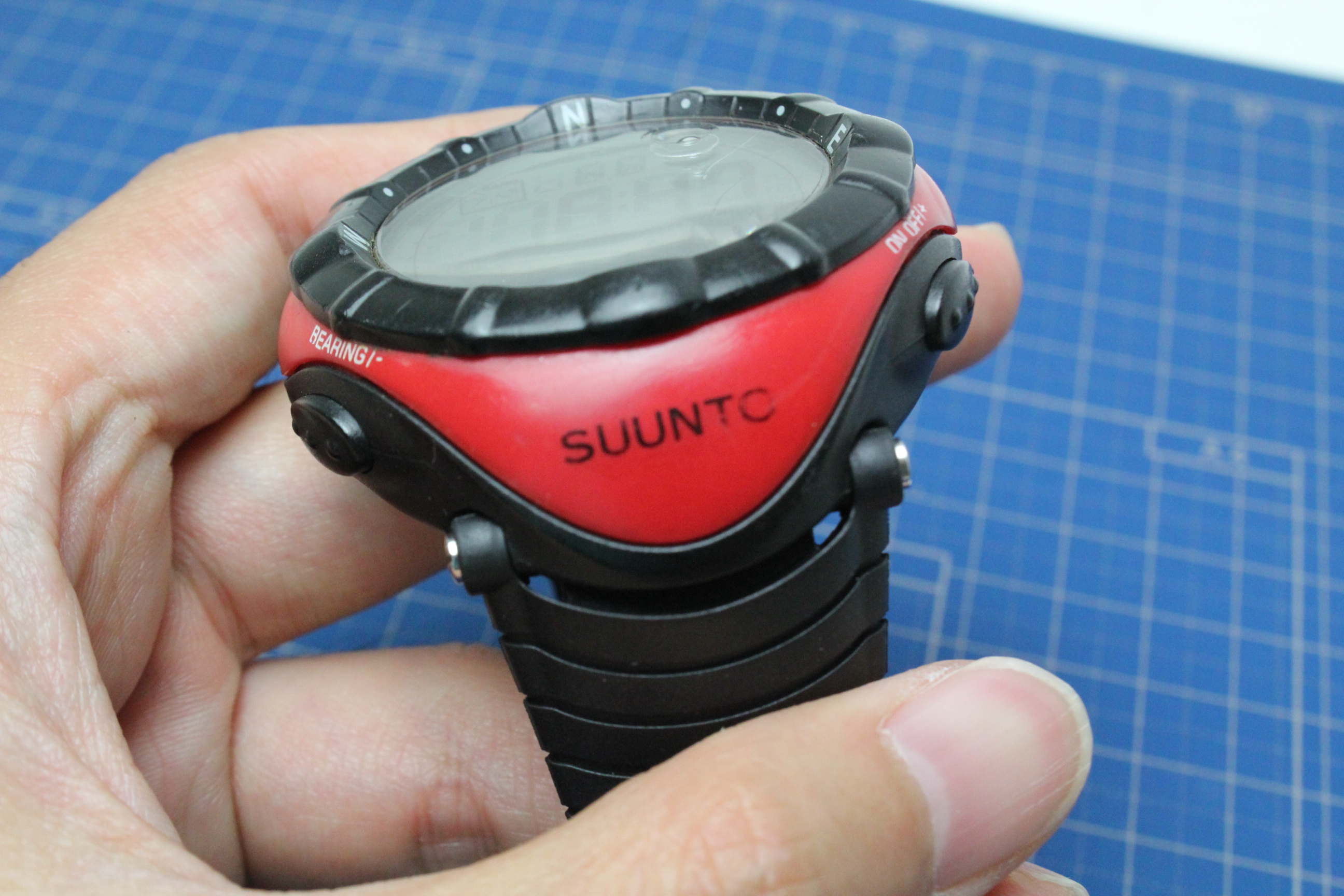 SUUNTO VECTOR ベクターが生産終了のようです。