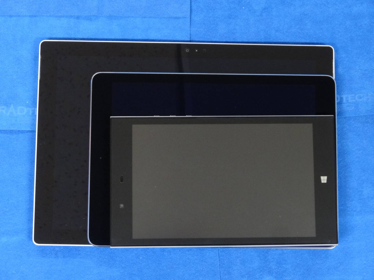 ONKYO Slate PC TW08A-55Z8 と iPad Air 2とSurface Pro 3 を比較 その1