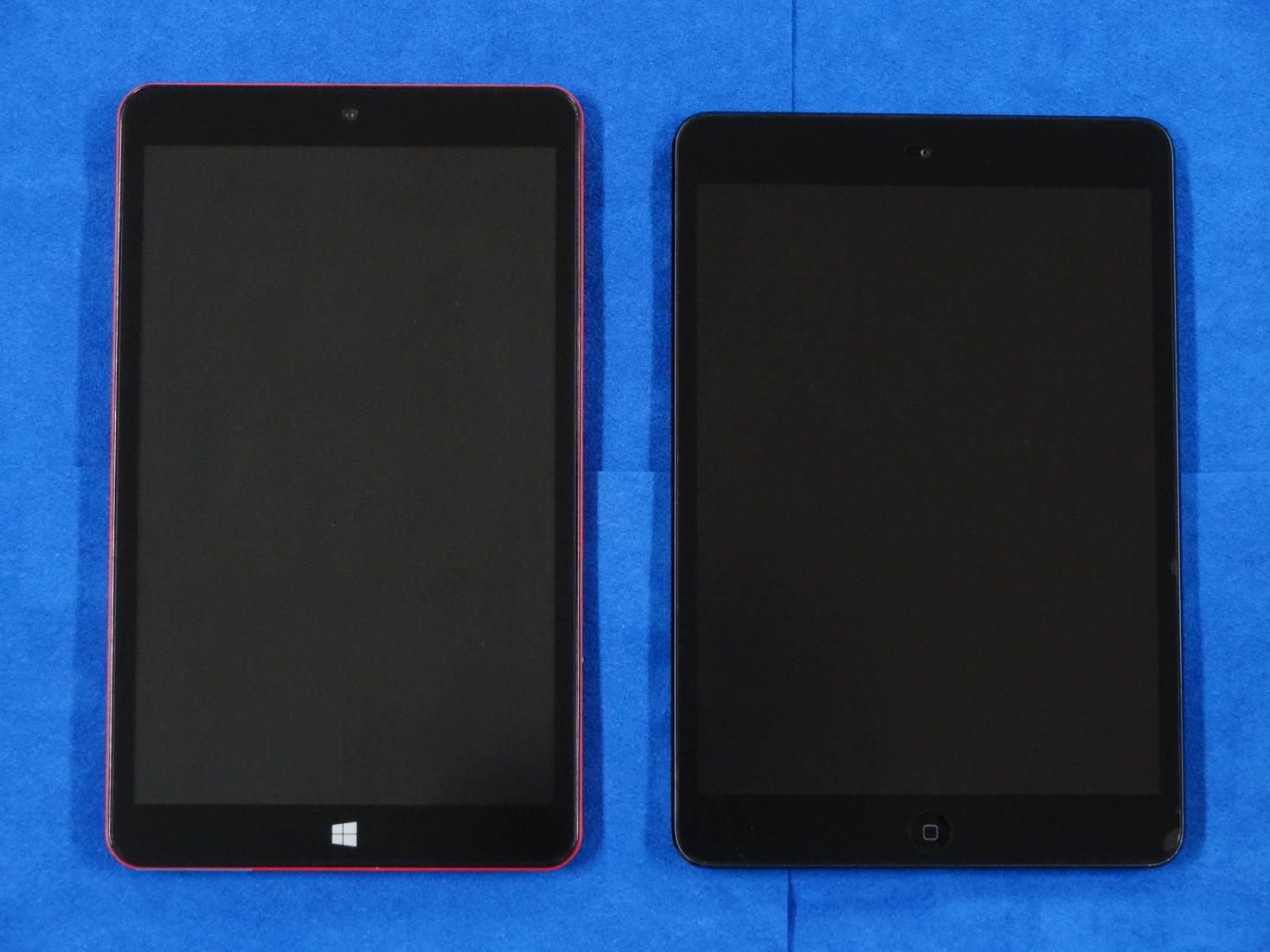 一太郎30周年記念 Windows Tablet Limited Edition と iPad mini