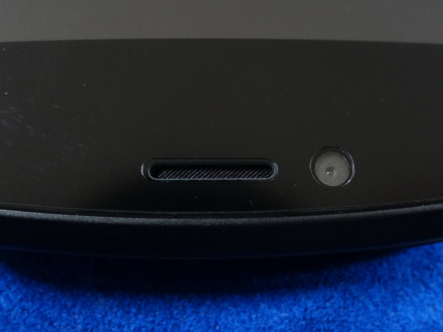 Polaroid pigu 用液晶保護シートの受話口･カメラ部分